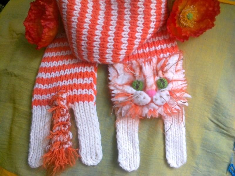 http://knitka.ru/knitting-schemes-pictures/2011/10/sharf_kot.jpg