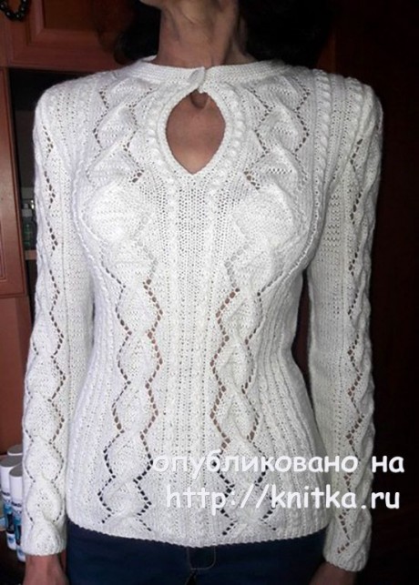 Белый пуловер с красивым вырезом. Работа Марины Ефименко вязание и схемы вязания