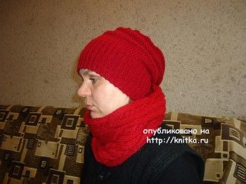 Вязаный спицами снуд и шапка. Вязание спицами.