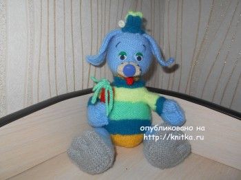 Вязаная игрушка Зайка. Вязание спицами.