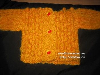 Кофточка и шапочка спицами. Вязание спицами.