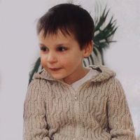 Жакет с капюшоном для мальчика.