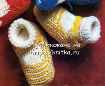 Желтые туфельки – пинетки. Вязание спицами.