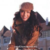 Кепка с косами.