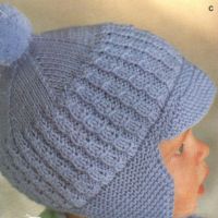 Вязаная шапочка для мальчика.