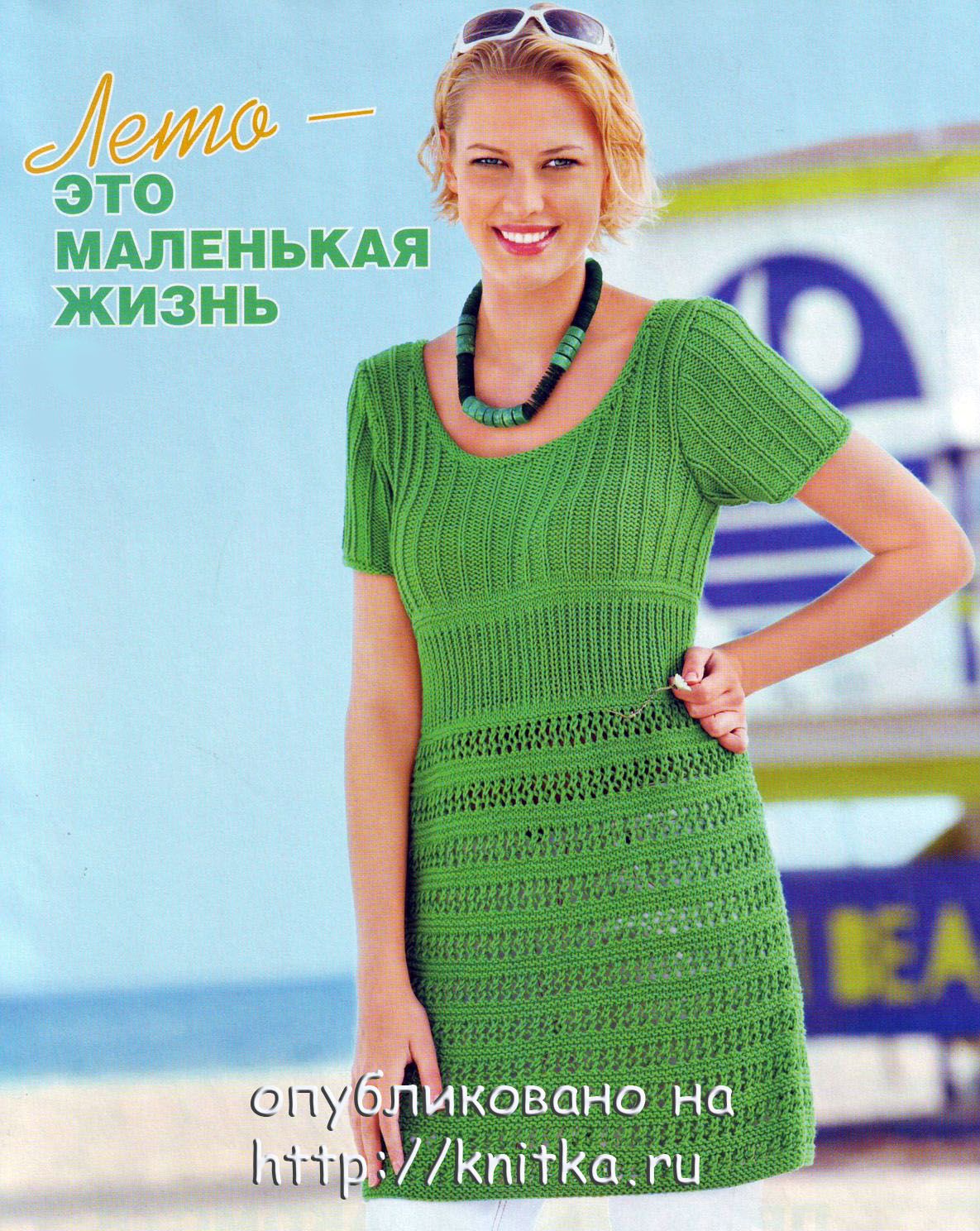 зеленое мини-платье