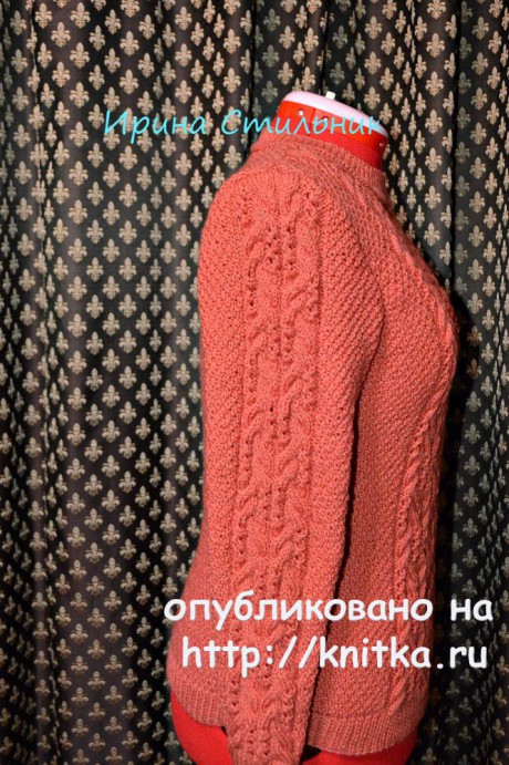Женский свитер спицами. Работа Ирины Стильник вязание и схемы вязания