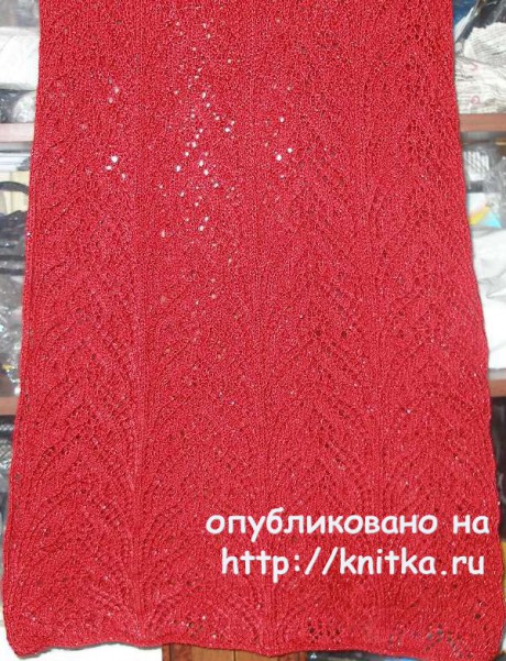 Красный ажурный шарф спицами. Работа Елены вязание и схемы вязания