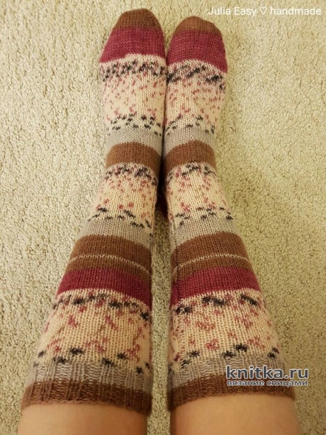 Женские носки спицами из носочной пряжи Kartopu. Работа Julia Easy вязание и схемы вязания