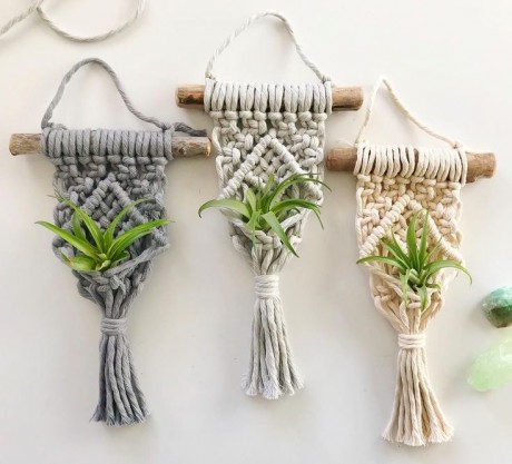 Плетеные кашпо для декора дома в техник макраме