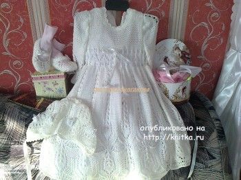 Комплект для девочки – работа Светланы Булгаковой. Вязание спицами.