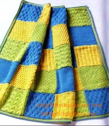 Рельефное одеяло с квадратами