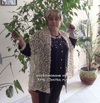 Вязаный спицами палантин из ниток Банзай. Вязание спицами.